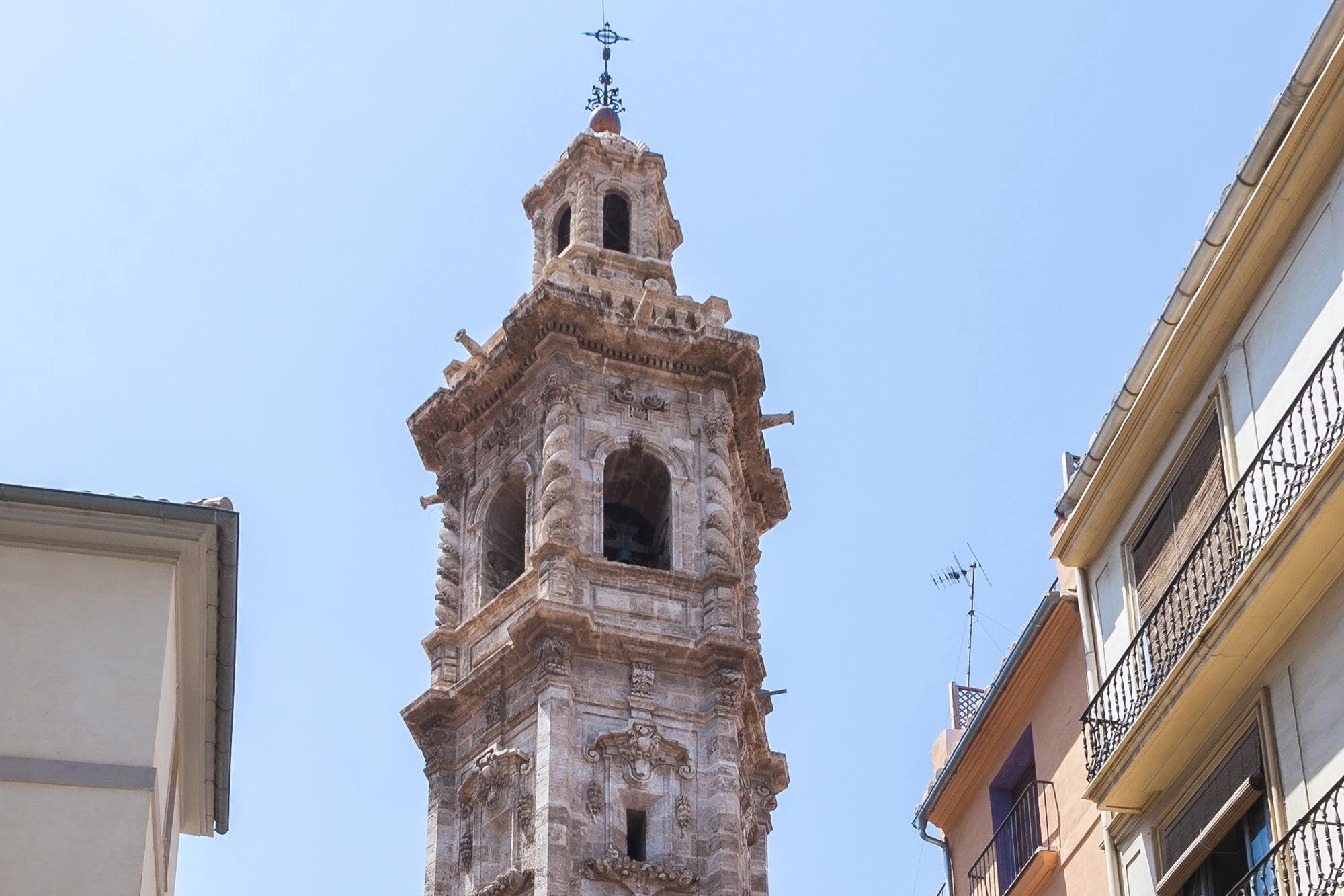 věž Catalina ve Valencii věž Catalina ve Valencii