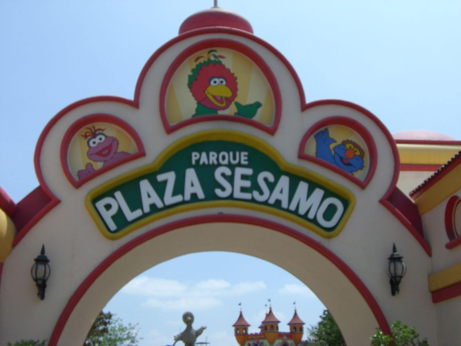 This image takes me one Sunday when I visited the park on a Sunday this month with a 12-megapixel Sony camera