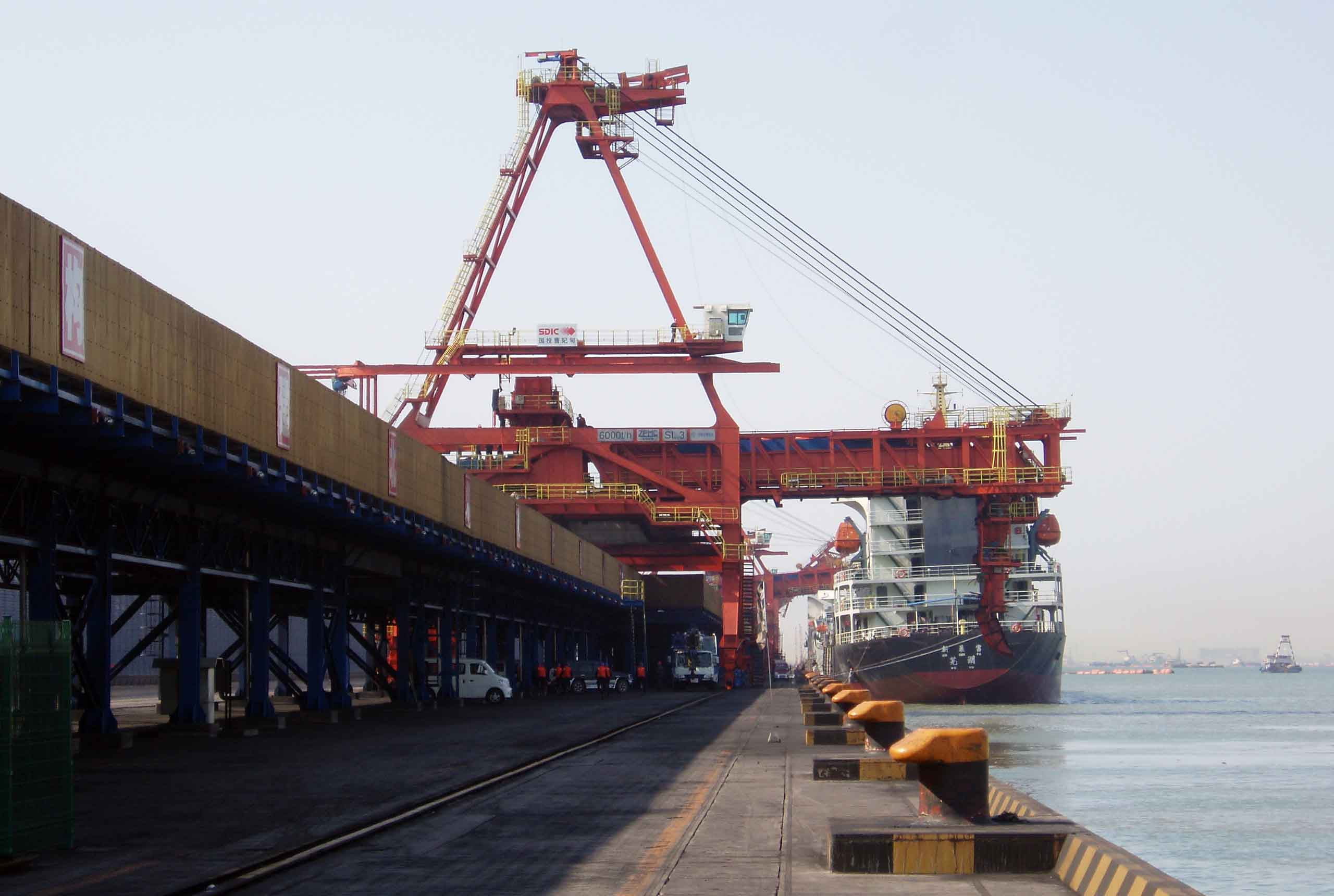 Tchang-šan - Caofeidian port in,China. Tchang-šan - Caofeidian port in,China.