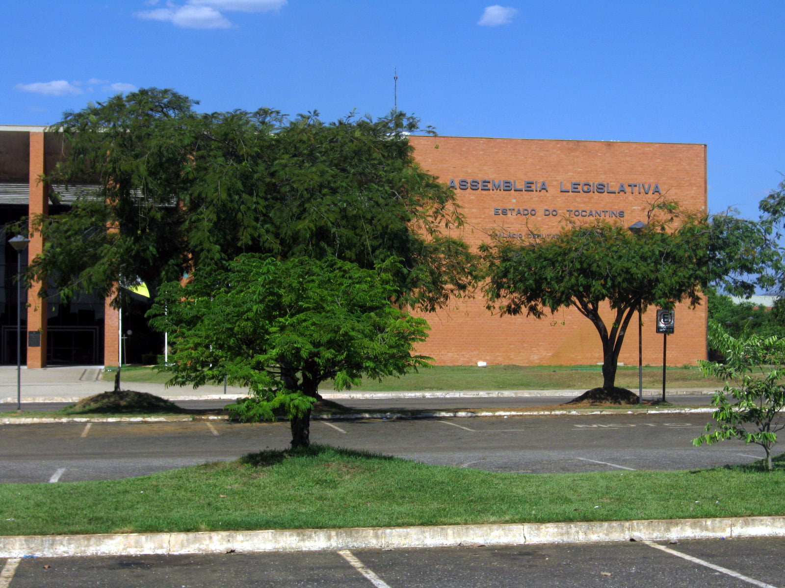 Palmas - Assembleia Legislativa do Estado do Tocantins em Palmas, capital do estado, no Brasil Palmas - Assembleia Legislativa do Estado do Tocantins em Palmas, capital do estado, no Brasil
