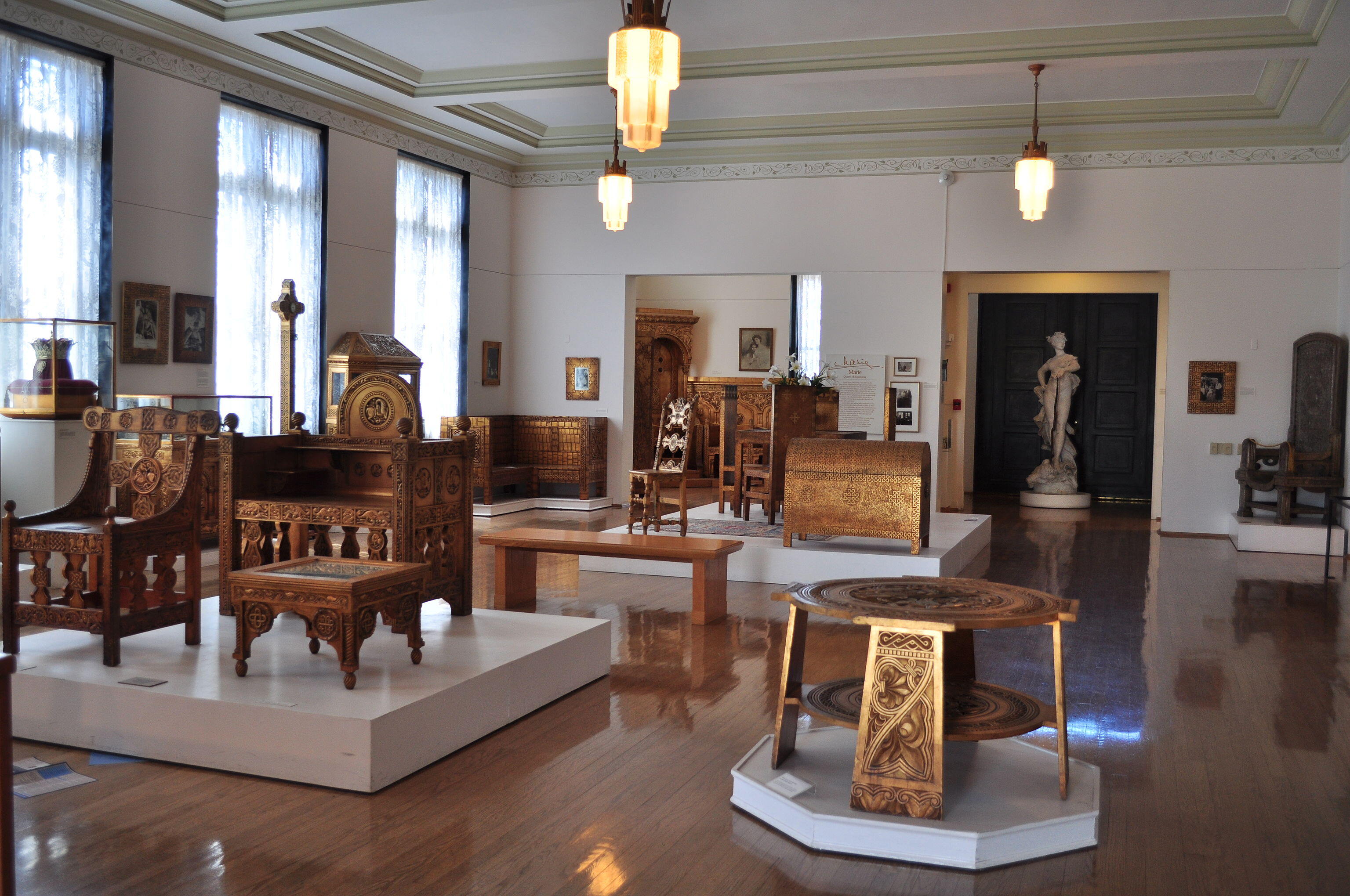Gilded wood furniture from Cotroceni Palace in the time of Marie of Romania, Maryhill Museum of Art, Maryhill, Washington. Byzantine motifs.
